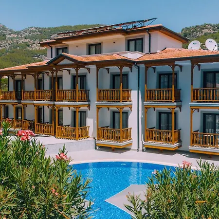 Marvelous Hotel *